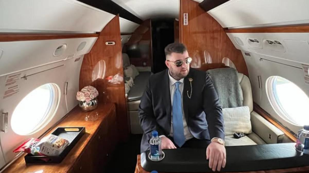 victoras micula a fost condamnat la inchisoare cu executare pentru accesarea ilegala a bazelor de date mai