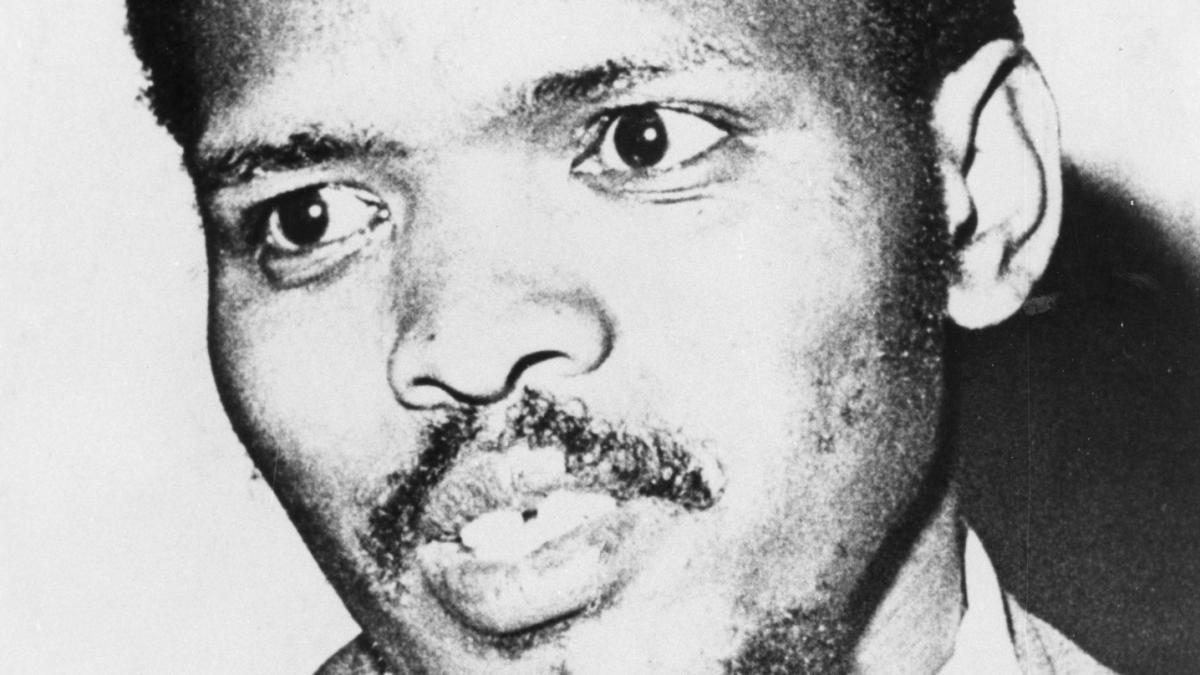 africa de sud redeschide ancheta privind moartea lui steve biko la 48 de ani dupa decesul in arestul politiei