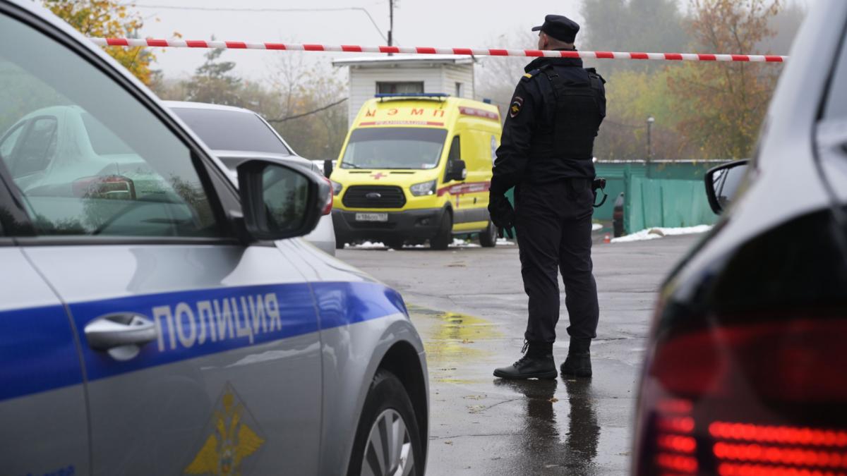 cadavru gasit fara cap al 19 lea manager de top al rusiei care moare in imprejurari misterioase a fost decapitat dar s a sinucis