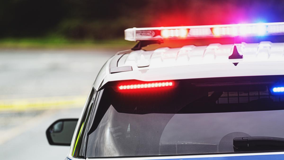 cinci persoane au fost lovite de un sofer beat si drogat barbatul a fost arestat pentru 30 de zile