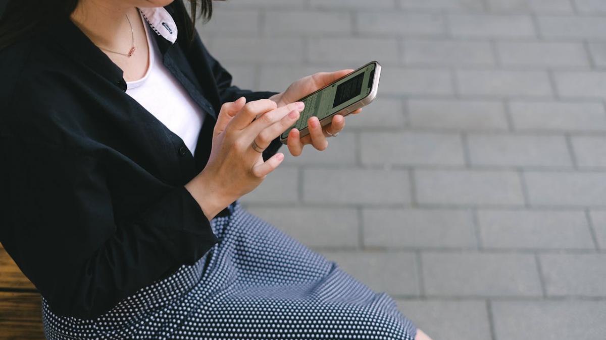 iphone 17 pentru creatorii de continut merita investitia