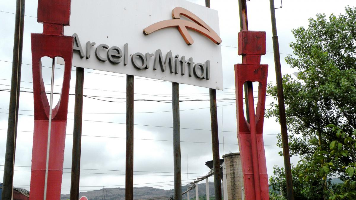 primarul hunedoarei dupa inchiderea arcelormittal a fost premeditat nu au inchis ca sa vanda muta productia in polonia