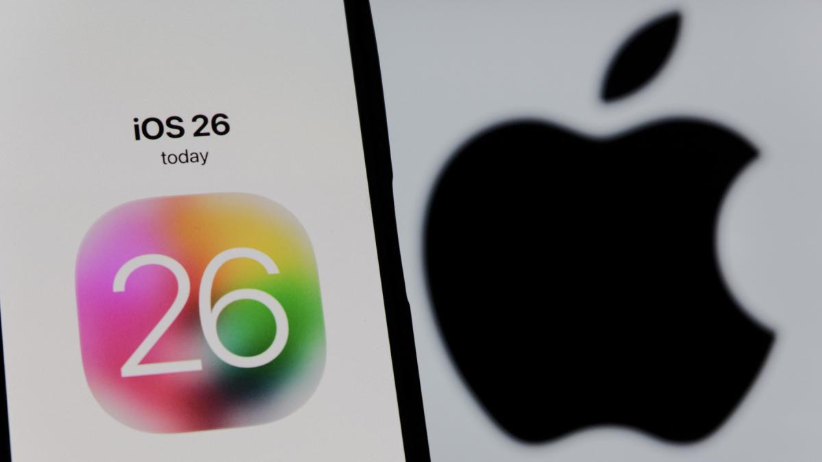 cand se va lansa ios 26 si cu ce noutati vine cea mai mare schimbare vizuala din ultimii ani si integrarea inteligentei artificiale