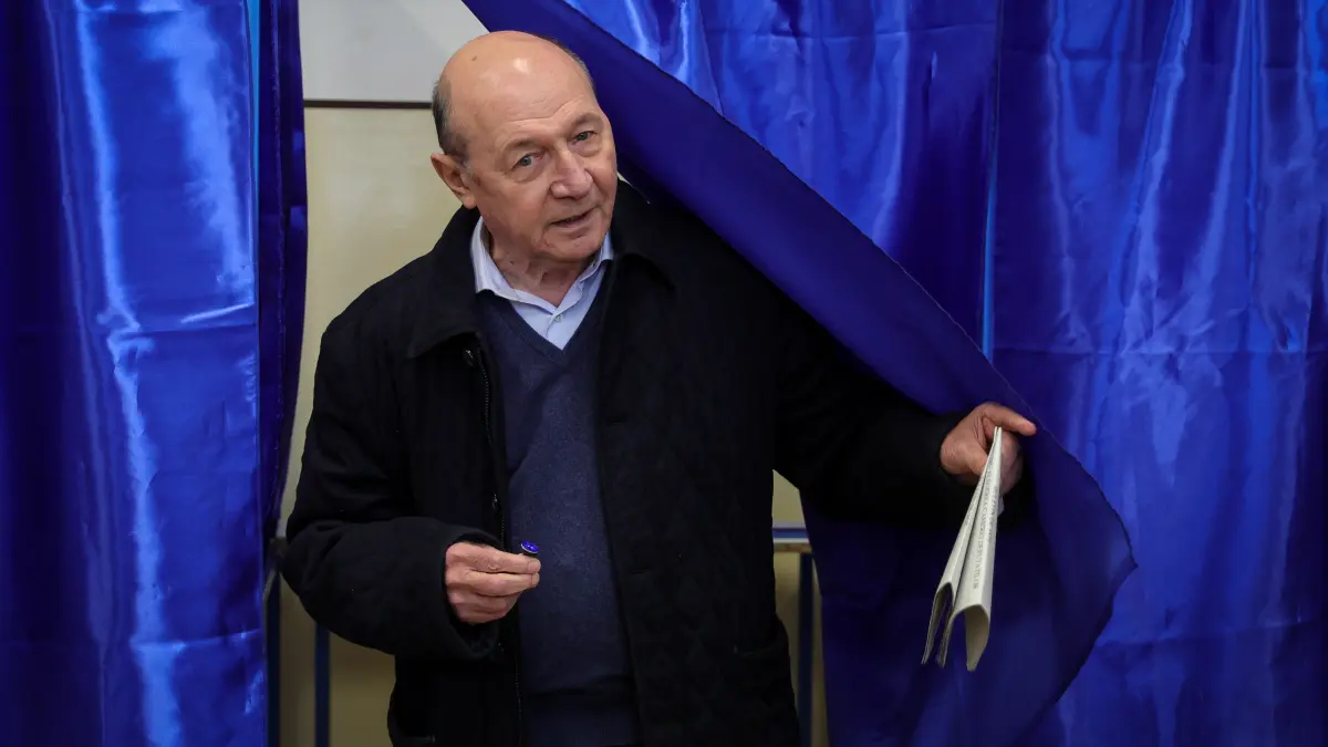 traian basescu pe 28 septembrie seara putin si ai lui pot fi la granita romaniei alegeri parlamentare decisive in r moldova