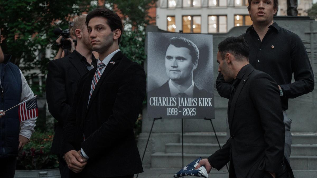 zeci de oameni au fost concediati in sua dupa ce au facut comentarii considerate nepotrivite despre moartea lui charlie kirk