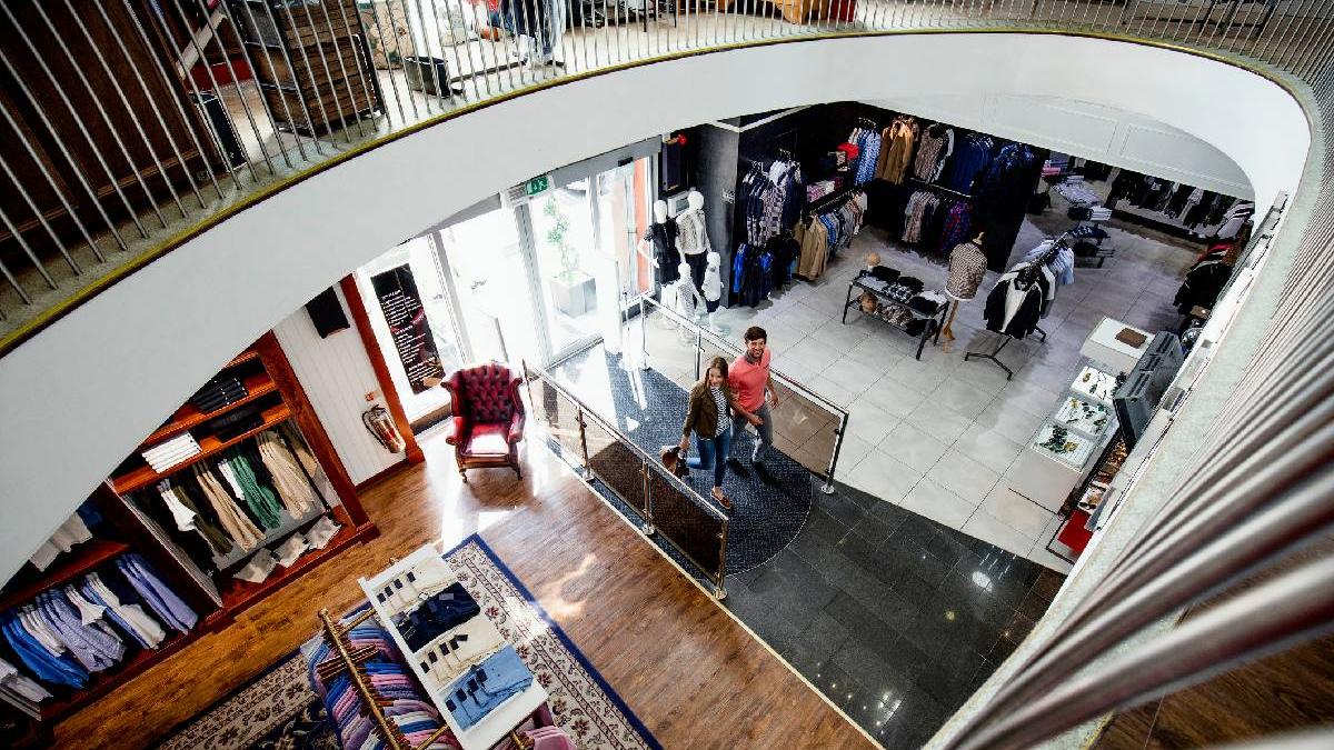 hackerii au atacat gucci balenciaga si alexander mcqueen au fost furate datele clientilor si s a aflat cati bani a cheltuit fiecare