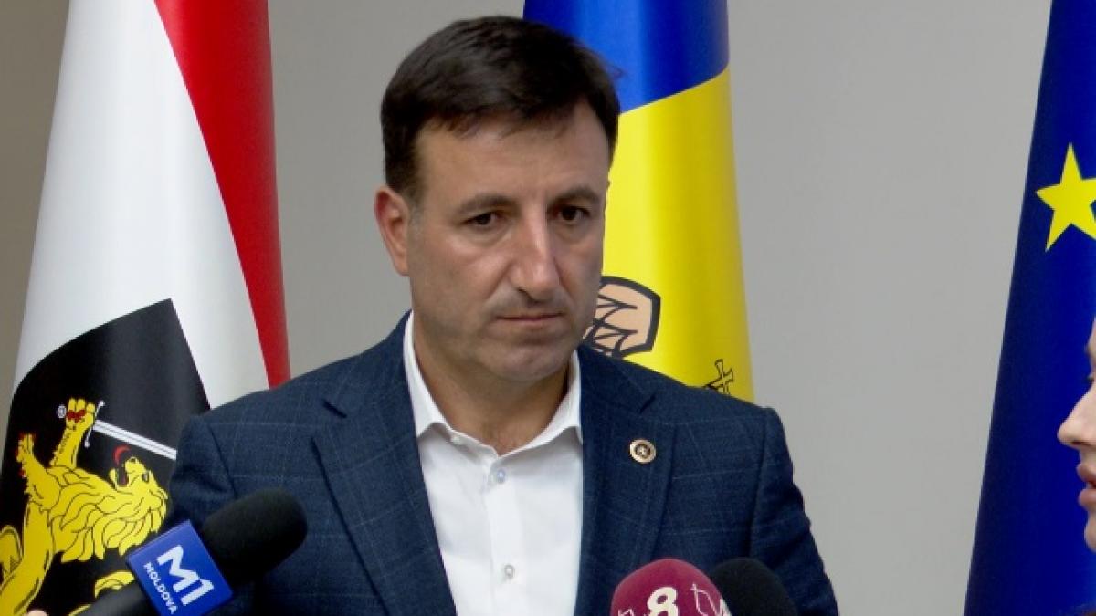 seful politiei din moldova inaintea alegerilor parlamentare se incearca cumpararea de voturi in diaspora sa nu cada prada