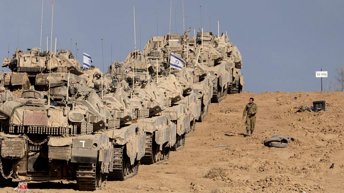 armata israeliana afirma ca va folosi o forta fara precedent in gaza si cere populatiei sa paraseasca orasul