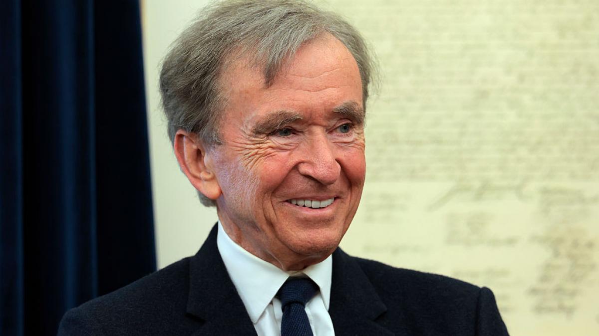 bernard arnault cel mai bogat om din europa critica taxa pe marile averi propusa in franta este fatala pentru economia noastra