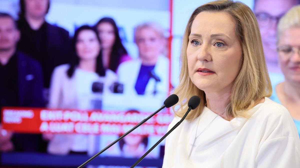 elena lasconi doua scenarii politice pentru romania aur ar putea ajunge la 80 in alegeri nicusor dan va fi suspendat