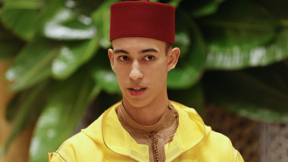printul necunoscut al marocului moulay hassan mostenitorul care paseste tot mai ferm spre tron