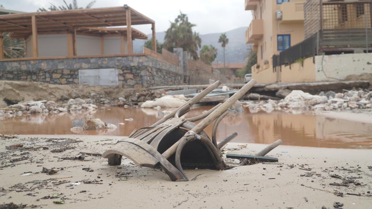 de ce sa trec din nou prin drama asta grecii fug din satele lor si spun ca nu vor sa se mai intoarca vreodata acolo