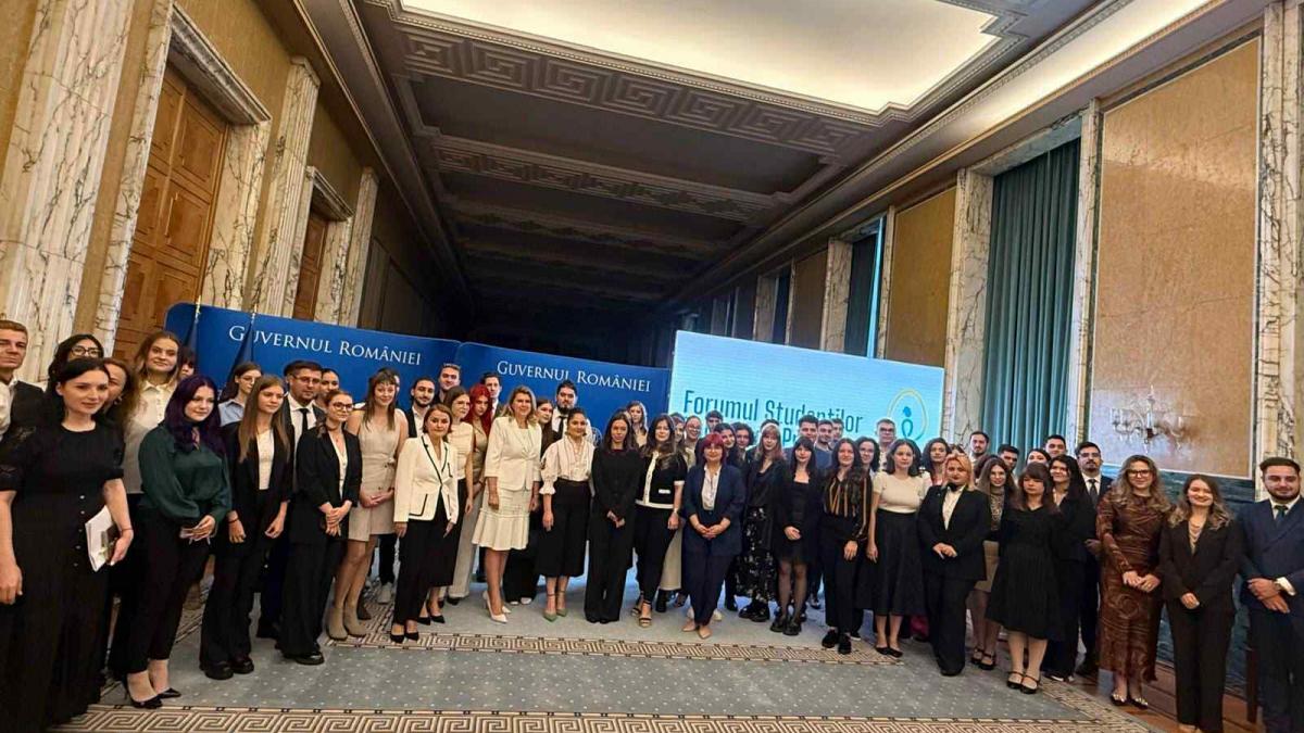 mesajul lui nicusor dan aliniat cu proiect de tara romania 2050 in deschiderea forumului studentilor romani de pretutindeni