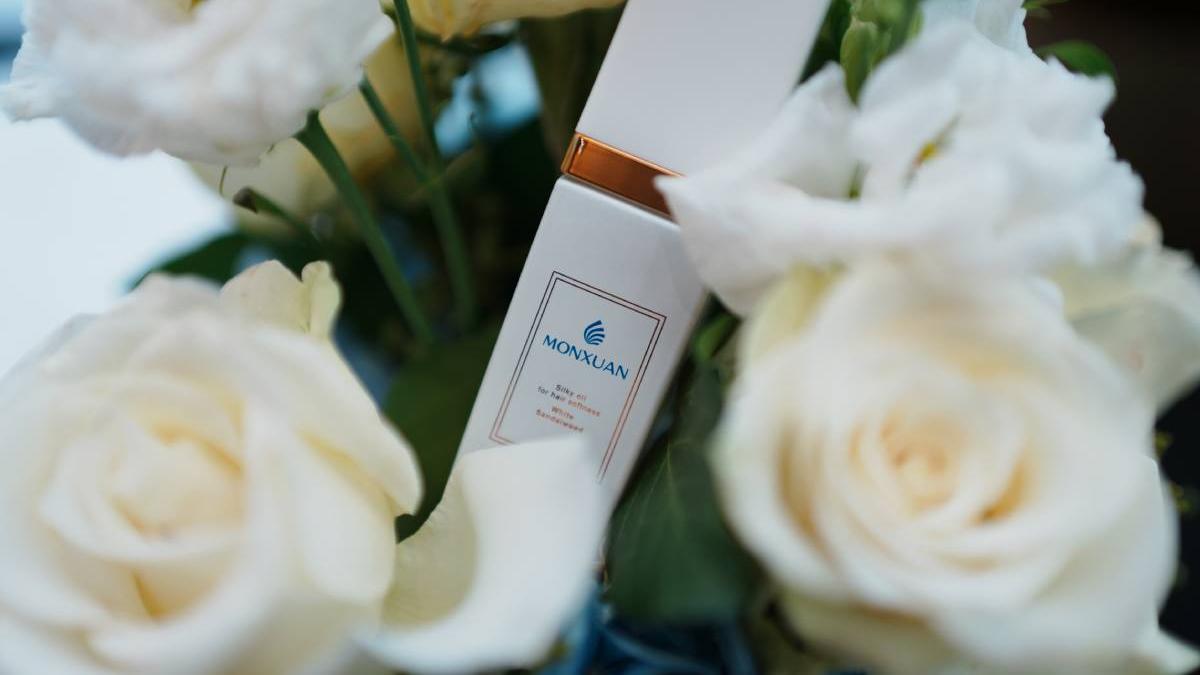 she glows monxuan shows lansarea oficiala a uleiului de par monxuan cu premii spectaculoase si parteneri de elita