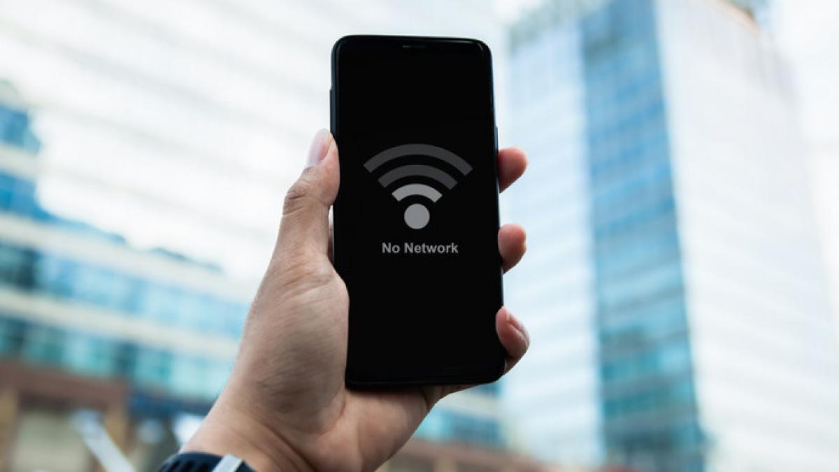 un mare operator de telefonie a anuntat o pana majora dupa 40 de ore mai multi oameni au murit dupa ce nu au putut suna la urgenta