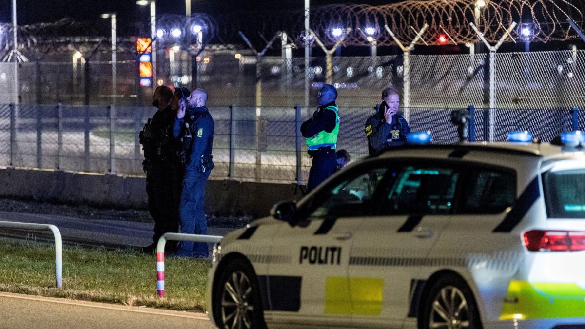 aeroporturile din copenhaga si oslo s au redeschis dupa blocajul cauzat de dronele mari langa piste dar alerta se mentine