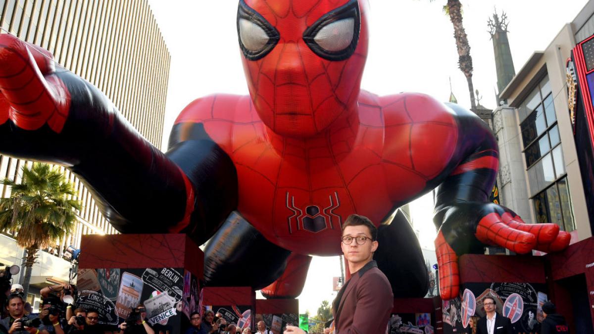 tom holland a cazut si a suferit o comotie cerebrala pe platourile de filmare de la spiderman in timpul unei scene de cascadorie