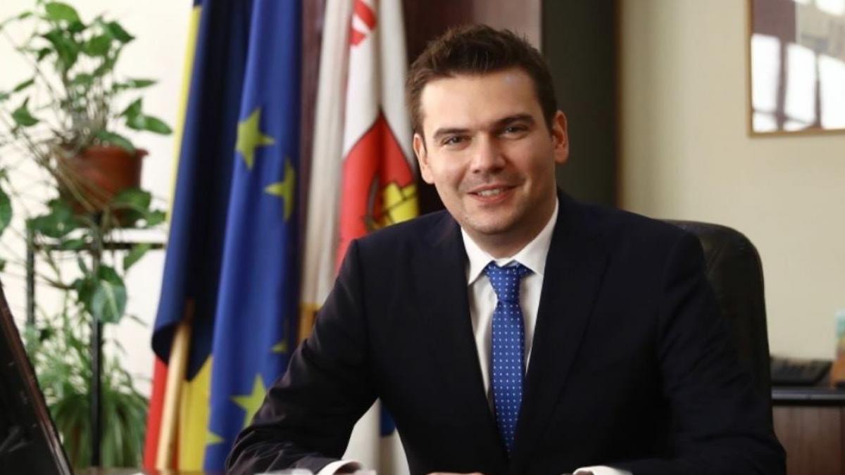 fostul vicepresedinte al cj timis anchetat de dna dupa o investigatie antena 3 cnn