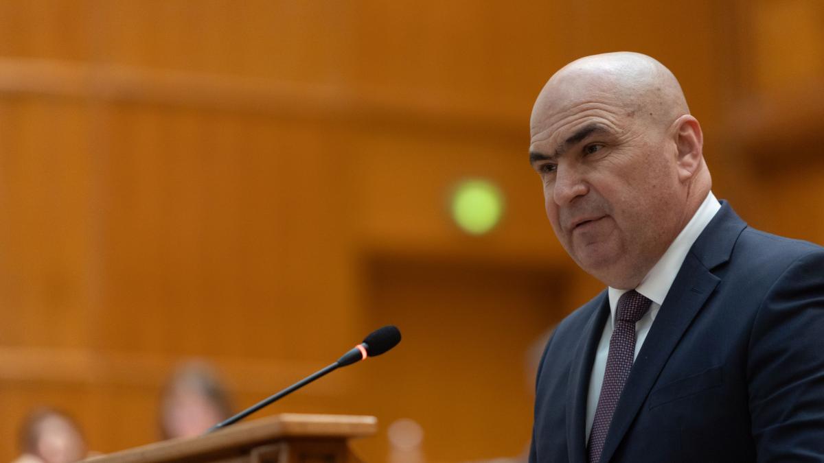 ilie bolojan sustine prima conferinta de presa dupa tensiunile din coalitie si amanarea de la ccr