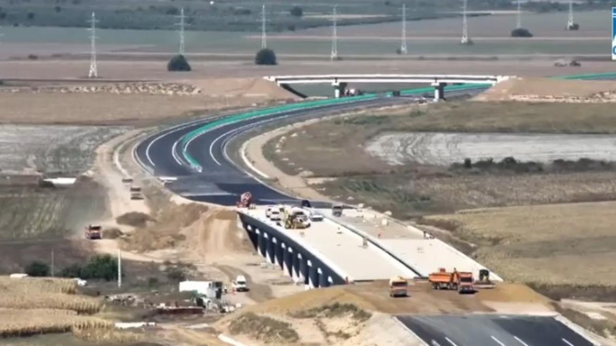 imagini de pe santierul autostrazii focsani bacau circulatia pe lotul 1 ar putea fi deschisa pana la finalul anului