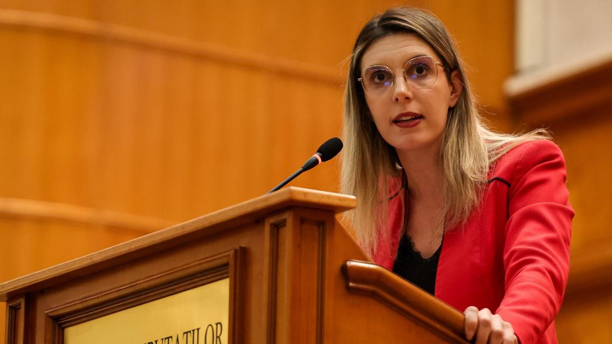 psd nu va vota motiunea aur contra dianei buzoianu surse bolojan l a sunat pe grindeanu inainte