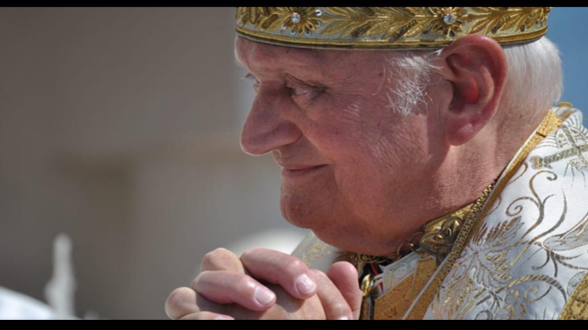 a murit arhiepiscopul major al bisericii greco catolice din romania lucian cardinal muresan avea 94 de ani