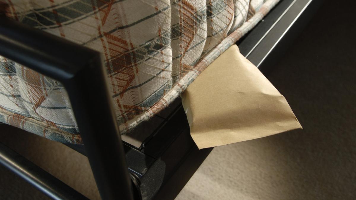 decodarea recomandarii bancii centrale europene cati bani cash ne trebuie in casa in caz de criza sa avem bancnote mici