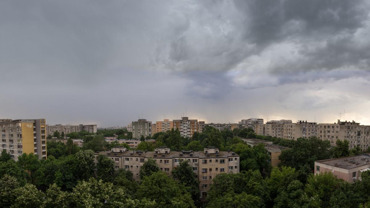 vreme rece in bucuresti temperaturile nu trec de 18 grade prognoza meteo actualizata