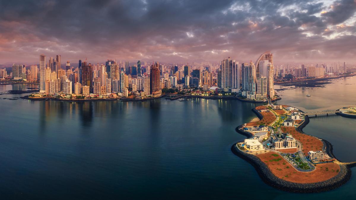 pot sa lucrez practic de oriunde deci de ce sa nu locuiesc in paradis top zece tari cele mai prietenoase cu expatii