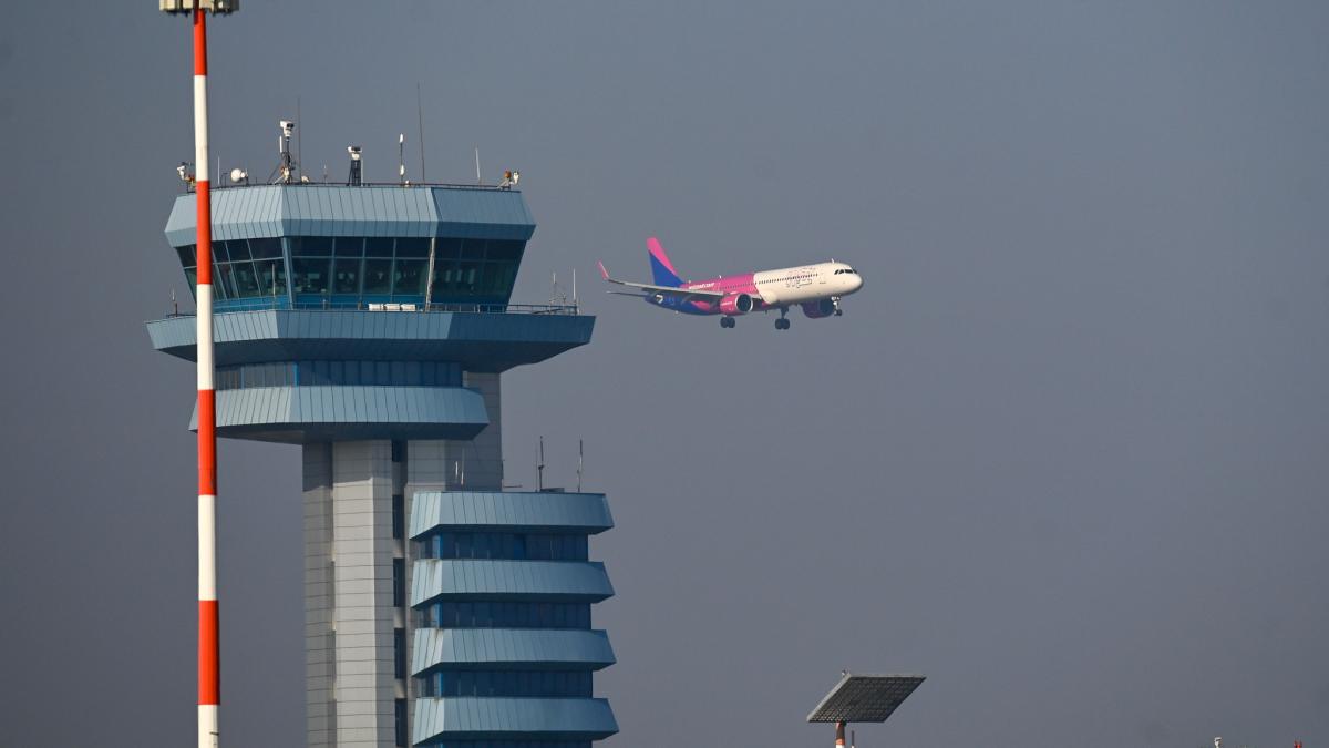 aeroporturile din bucuresti reacreditate international in privinta emisiilor de carbon henri coanda la nivel 3 baneasa la nivel 2