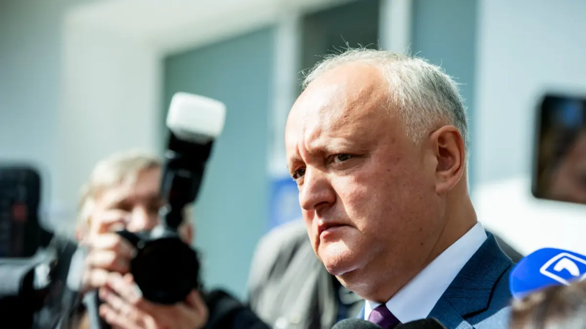 igor dodon s a suparat si a plecat din fata camerelor cand a fost intrebat de rezultatul slab obtinut de pro rusii din moldova