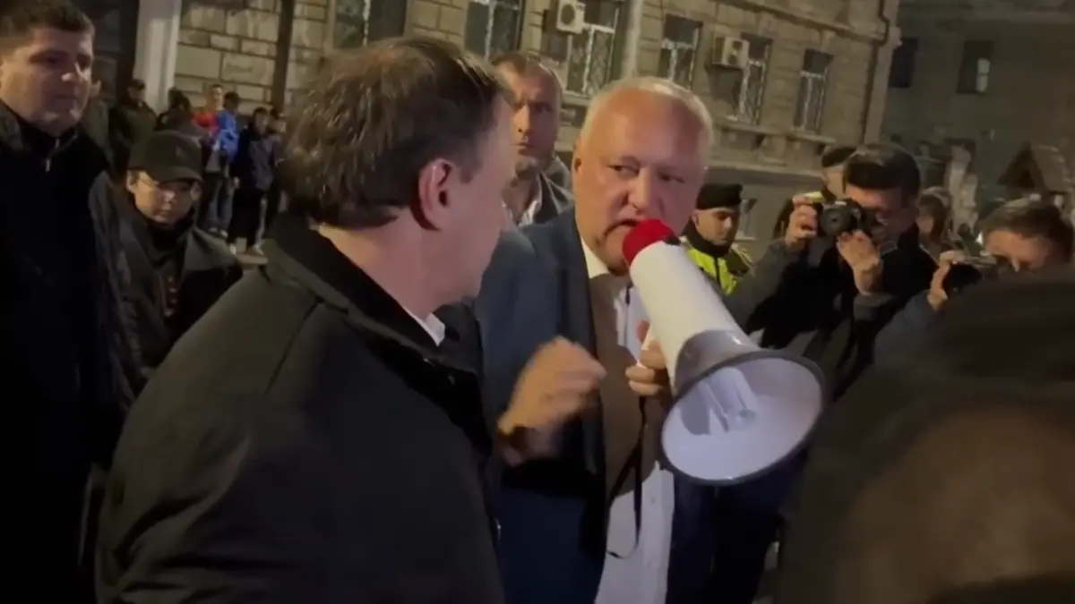 igor dodon spune ca nu va accepta rezultatul alegerilor si anunta protest pentru luni el cere repetarea scrutinului