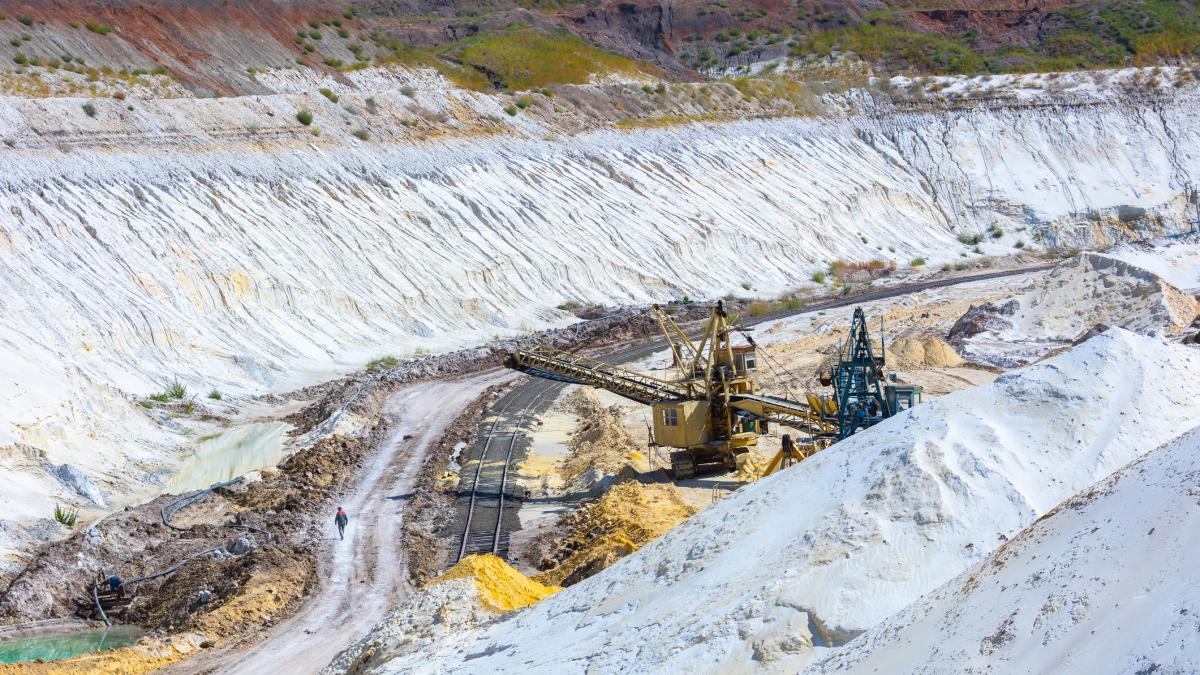 unul dintre cele mai mari zacaminte de litiu din lume a fost descoperit in germania o mare victorie pentru economia ue