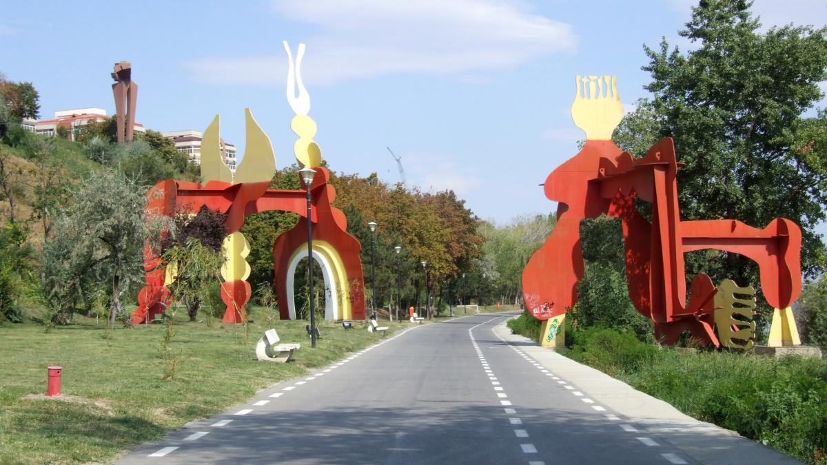 primaria galati a semnat contractul pentru modernizarea falezei dunarii valoarea proiectului este de 200 de milioane de lei