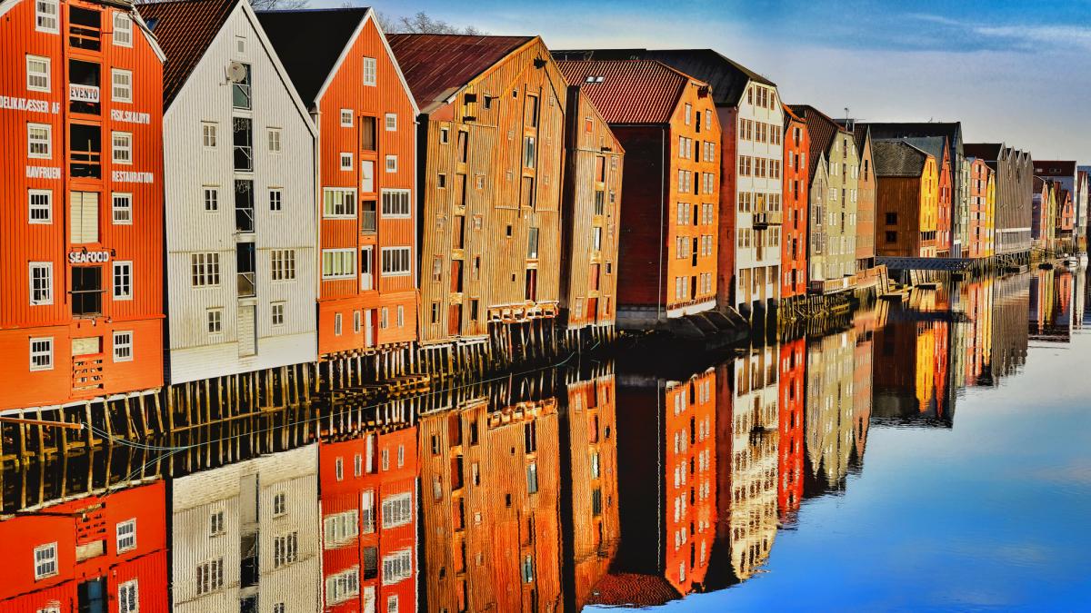 un miliardar chinez mineaza criptomonede consumand curentul norvegiei guvernul de la oslo se pregateste sa l interzica