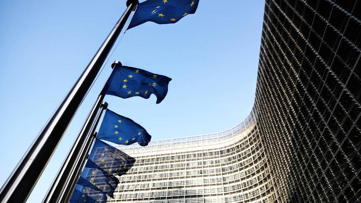 cat de multumiti sunt europenii de apartenenta la uniunea europeana ce arata cel mai recent eurobarometru