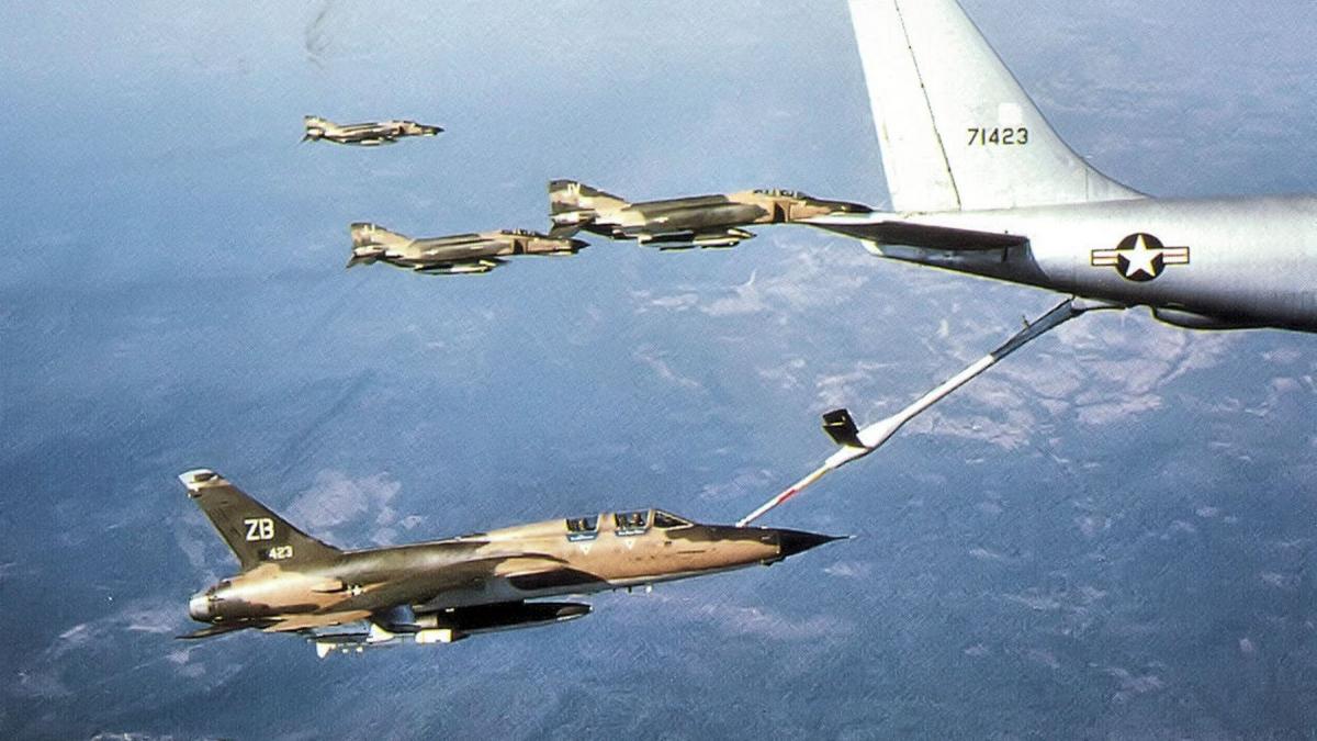 misterioasele avioane cisterna plecate din sua sunt desfasurate in orientul mijlociu ar putea avea conotatii sinistre