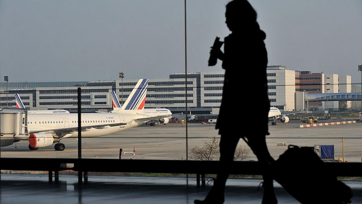 un zbor spre nicaieri un avion a decolat de la paris spre washington dar dupa doua ore si jumatate a aterizat tot la paris