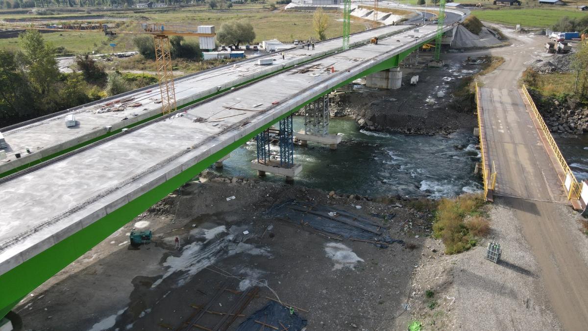noul pod peste tisa care va lega romania de ucraina este aproape gata cand ar putea fi deschis circulatiei