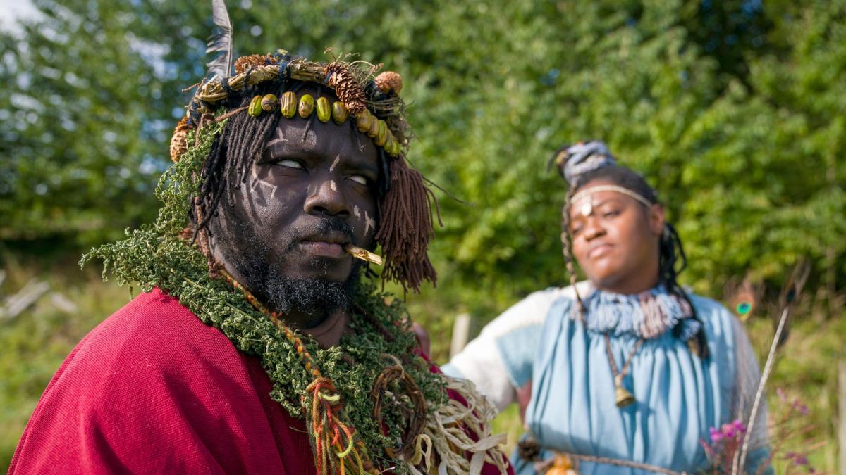 regatul kubala format din trei persoane care s au autoproclamat trib african pierdut a fost evacuat dintr o padure din scotia