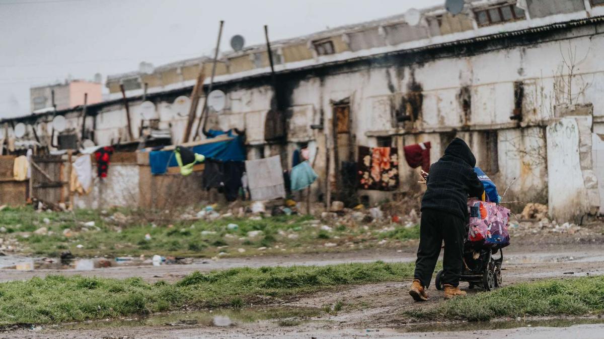 doua europe cine isi permite un trai decent si cine nu romanii sunt pe primul loc la lipsuri