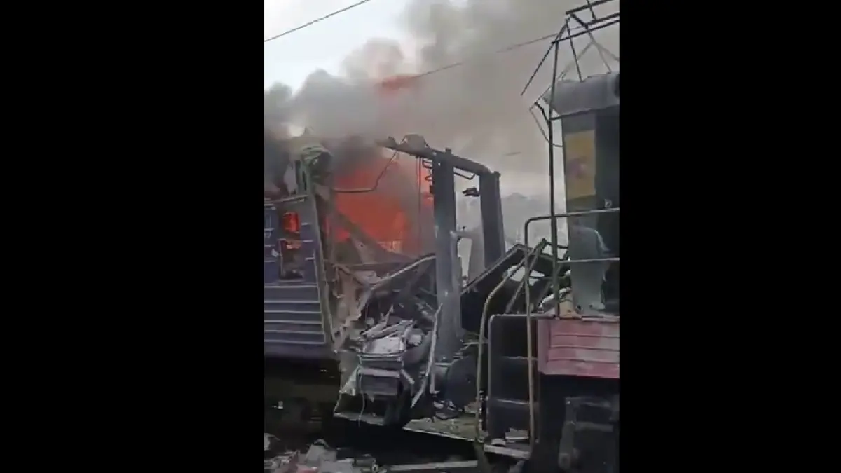 un tren ucrainean de pasageri a fost lovit in plin de o drona ruseasca zelenski acesta este terorism