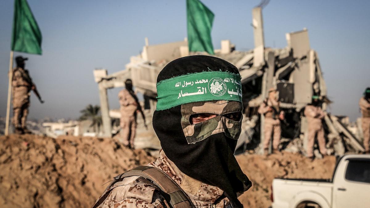 hamas publica lista cu teroristi condamnati pe viata pe care i vrea in schimbul ostaticilor nu renunta nici daca pica planul de pace