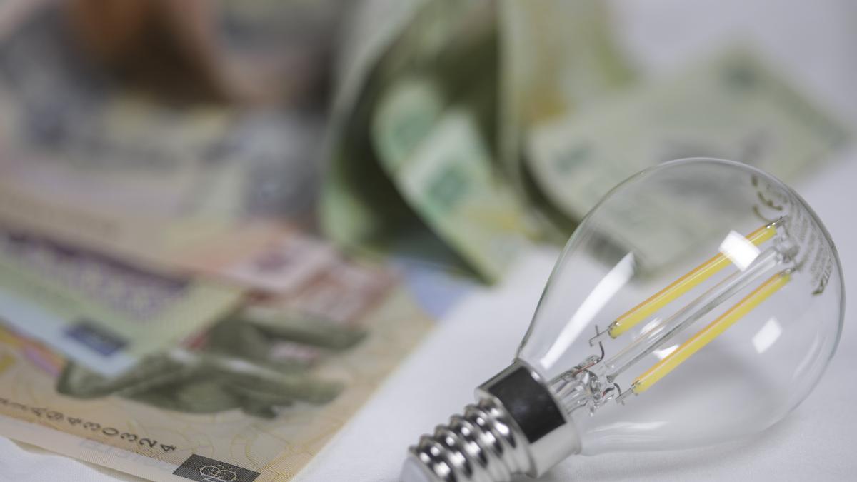 bogdan ivan pretul pe kwh pentru consumatorii casnici ar putea ajunge la 1 leu 1 leu si un pic