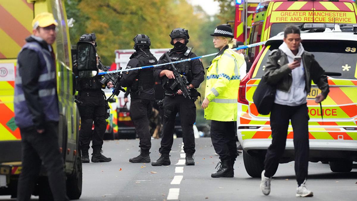 filmul atacului de la sinagoga din manchester un paznic a marturisit cum a decurs totul am crezut ca vom muri cu totii