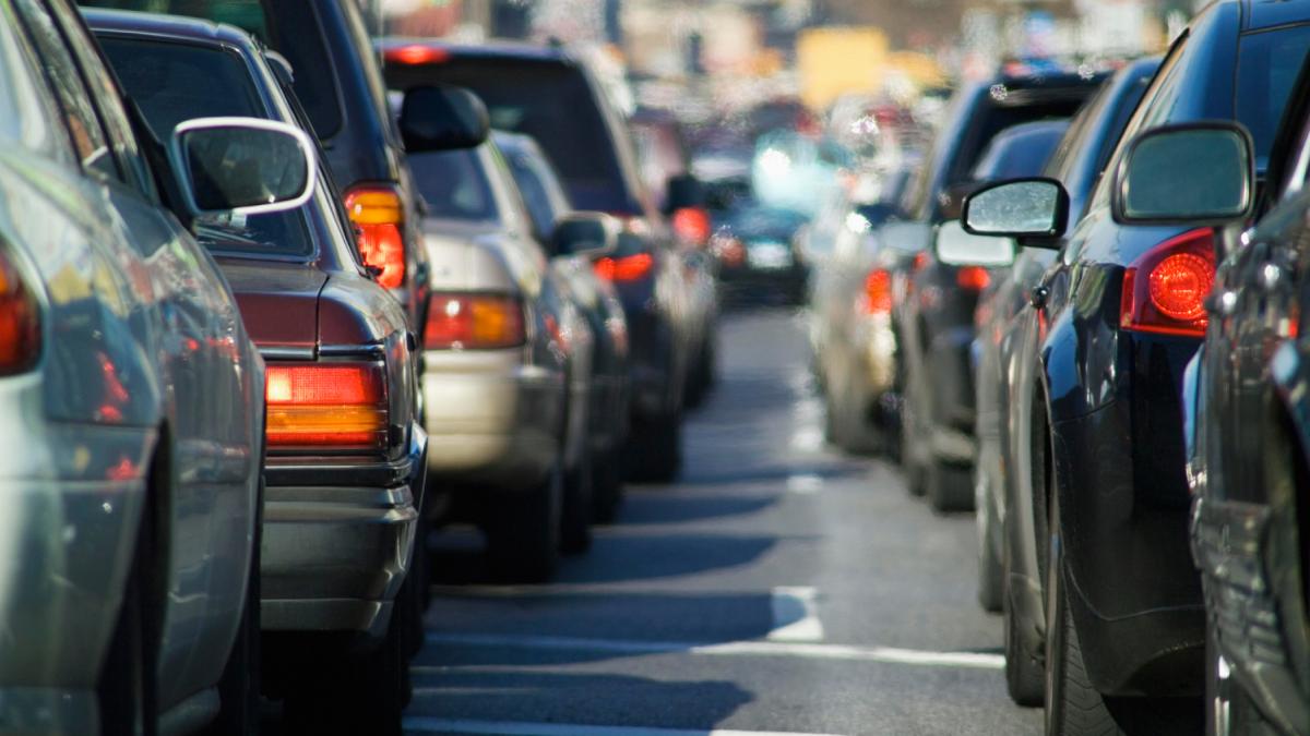 proiect de lege primaria capitalei ia in calcul o taxa pentru masinile din afara bucurestiului cat ar urma sa plateasca soferii