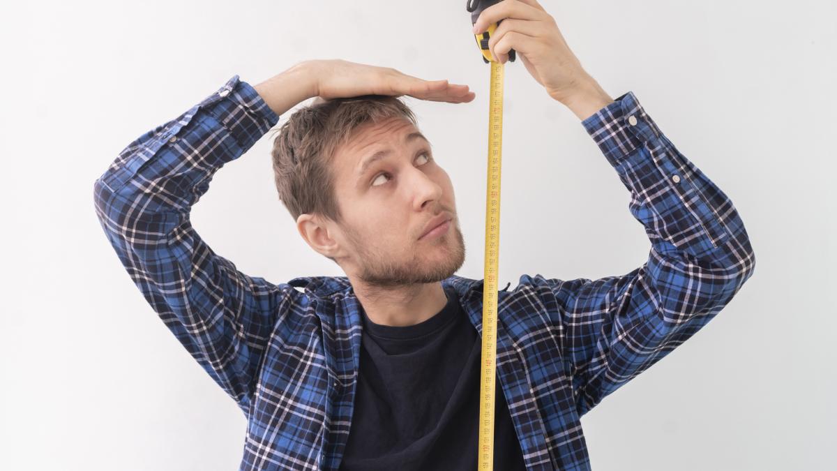 varsta la care oamenii incep sa dea inapoi cat pierdem din inaltime an de an