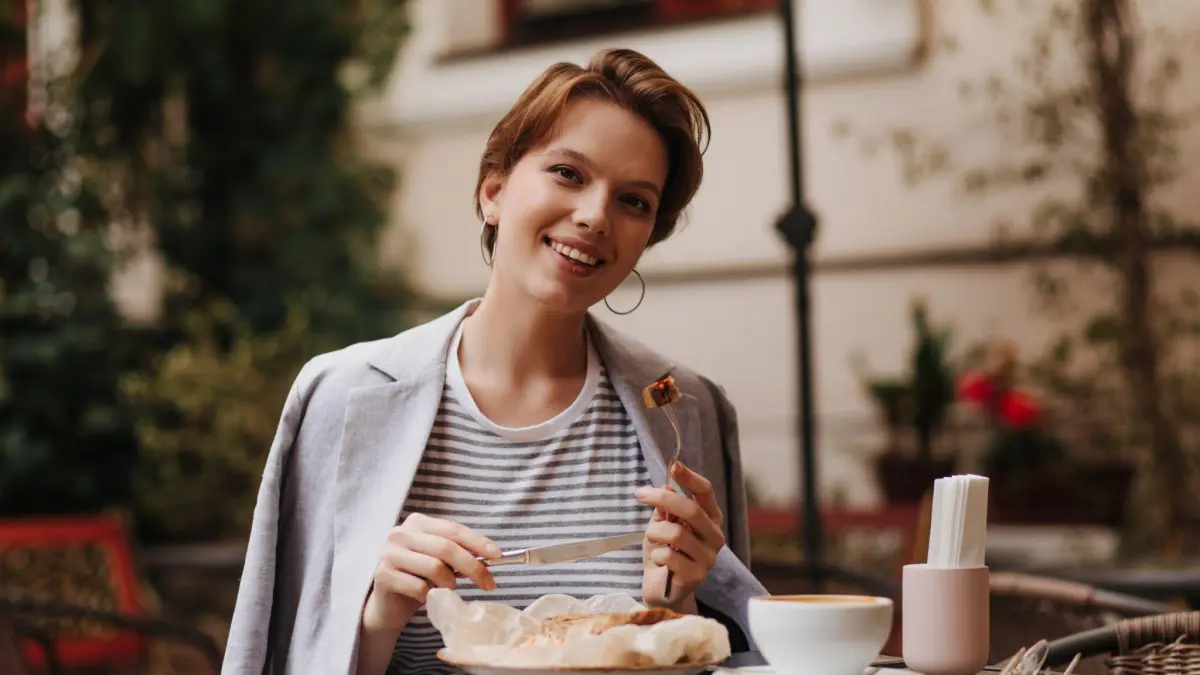 ce sa porti la brunch la plimbare sau la muzeu 3 idei care te inspira
