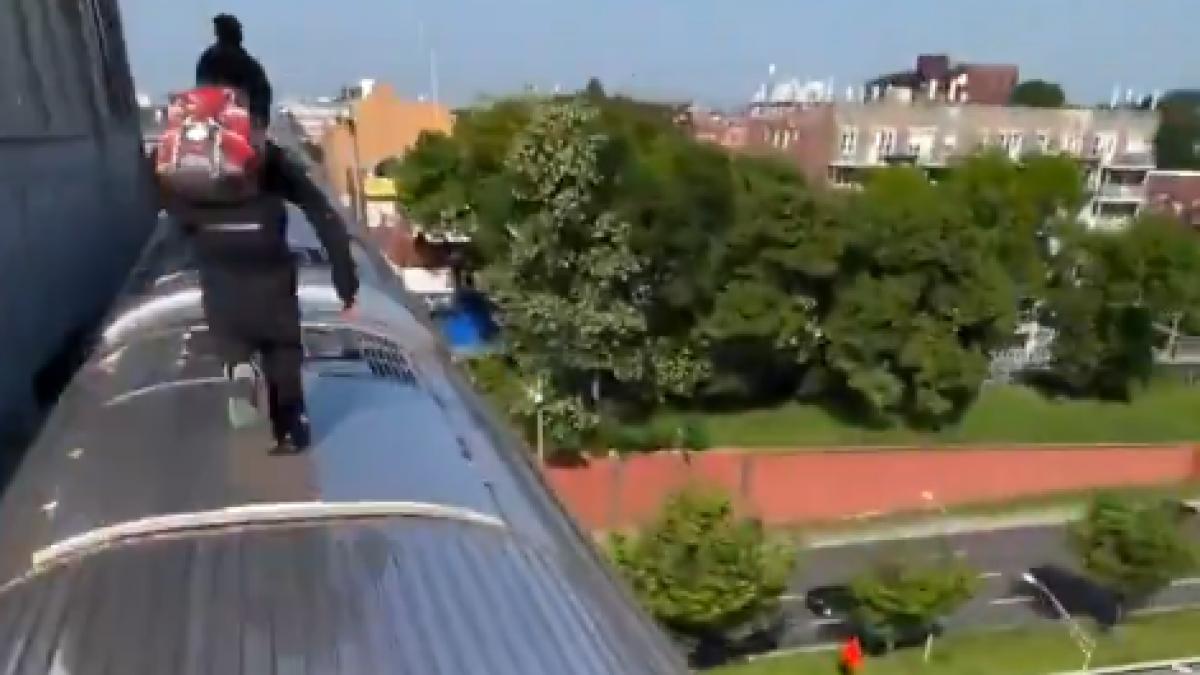 doua fete de 12 si 13 ani au murit din cauza unei provocari extreme de pe retelele sociale ce este subway surfing