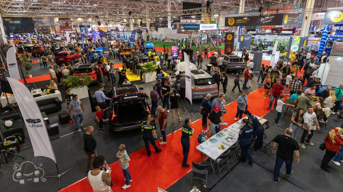 salonul auto bucuresti 2025 peste 450 de automobile expuse si primul eveniment smart urban mobility organizat de antena 3 cnn